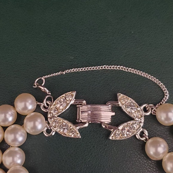 Vintage Emmons Faux‎ Pearl and Rhinestone Bracelet Silver Tone 50's MCM - Picture 7 of 8